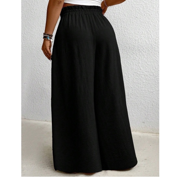 Plus Solid High Waisted Lightweight Wide leg Pants - Picture 2 of 7